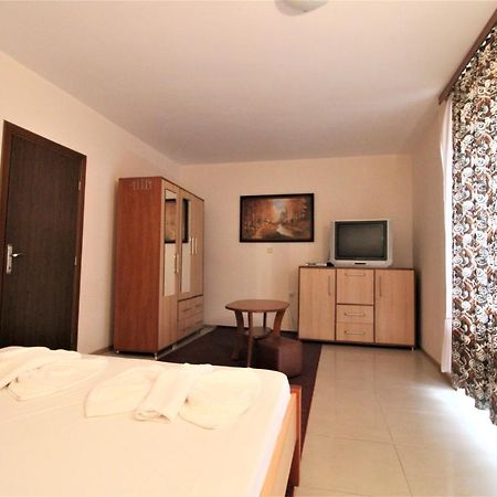 Eden - Menada Apartments Sunny Beach Esterno foto