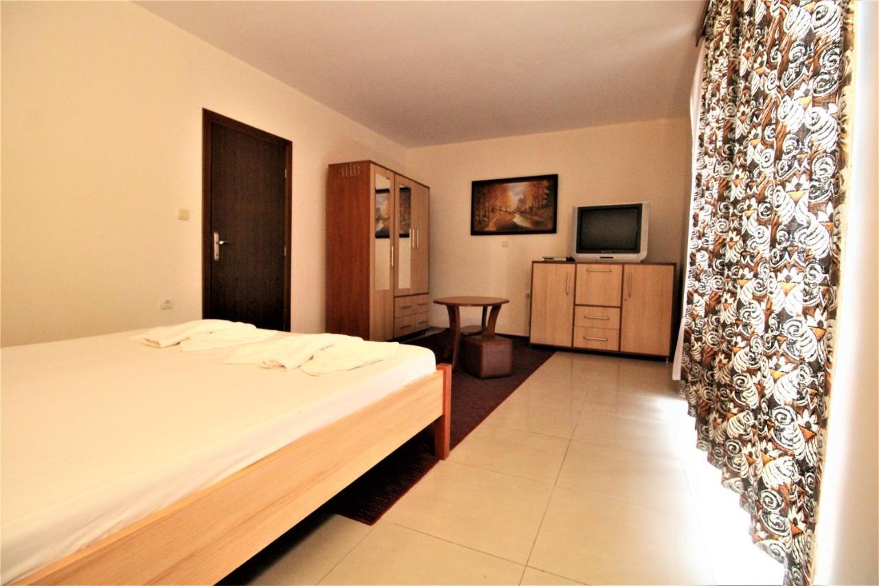 Eden - Menada Apartments Sunny Beach Esterno foto